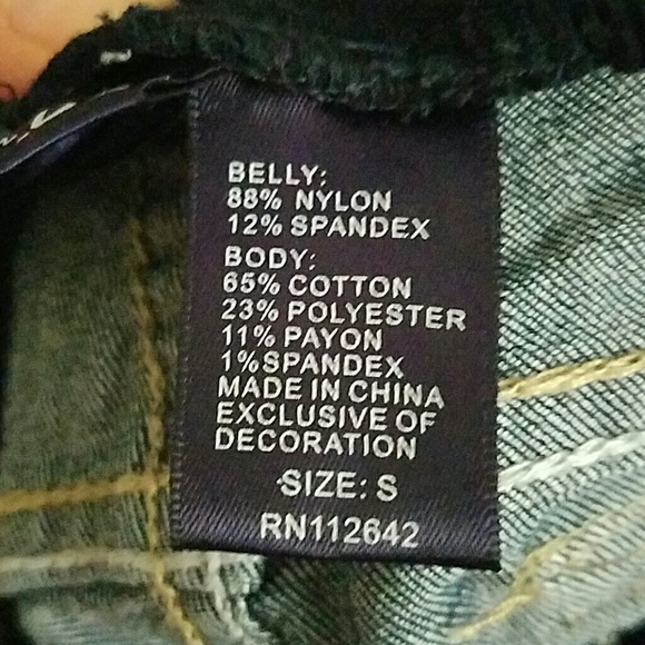 BellaVida maternity shorts - Picture 7 of 7